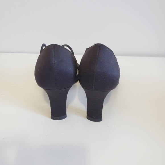 3/$25 Mootsies Tootsies | 2.5" Heels Size 6.5M - Picture 4 of 9